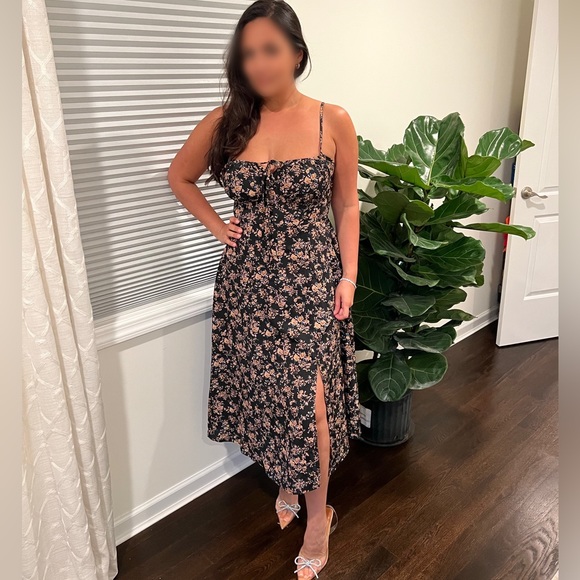 SHEIN Floral Dress - Picture 1 of 3
